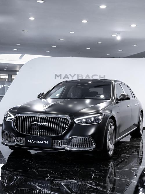 重庆281岚图汽车的售后服务让用户无忧出行，迈巴赫未来的豪华车趋势